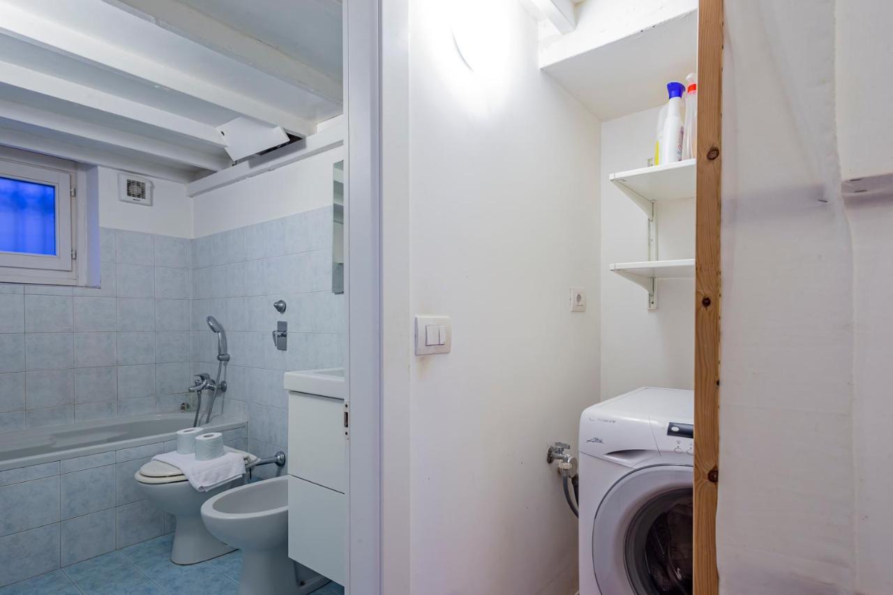 Flat In Isola De Castillia 22 ミラノ エクステリア 写真